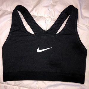 Nike sports bra (size extra small)